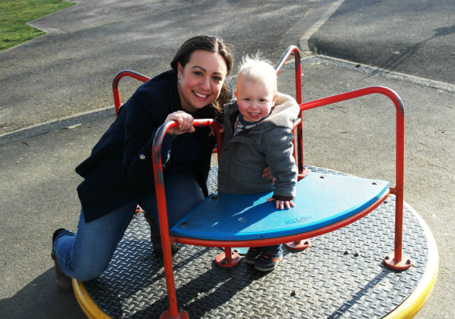 Mummy Max on Roundabout