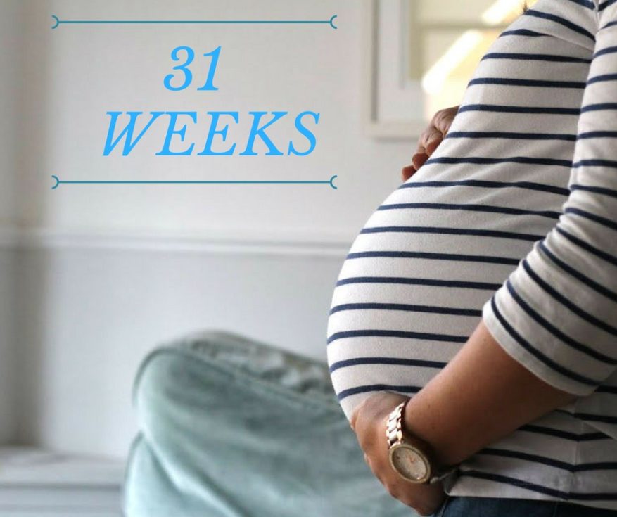 31 weeks pregnant bump shot